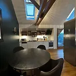 Nr 14 - Hochwertiges 3 Zimmer Maisonette Appartment Mit Grosszuegigen Wohnbereich Und Balkon