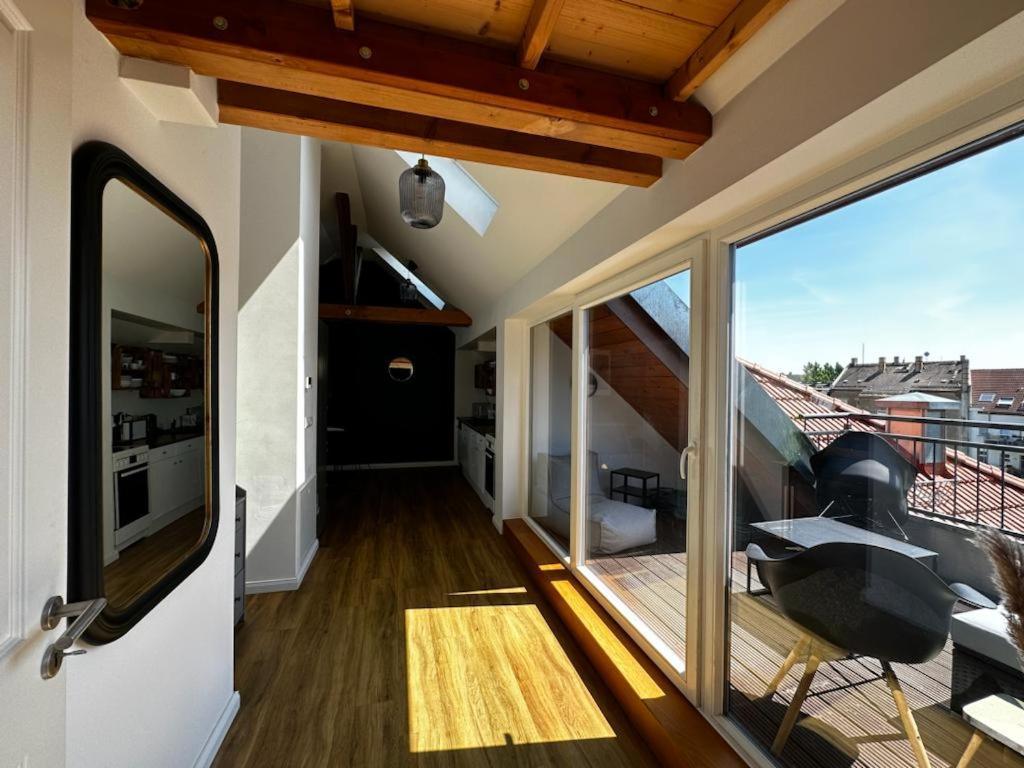 Nr 14 - Hochwertiges 3 Maisonette Mit Grosszugigen Wohnbereich Und Balkon Apartment Leipzig